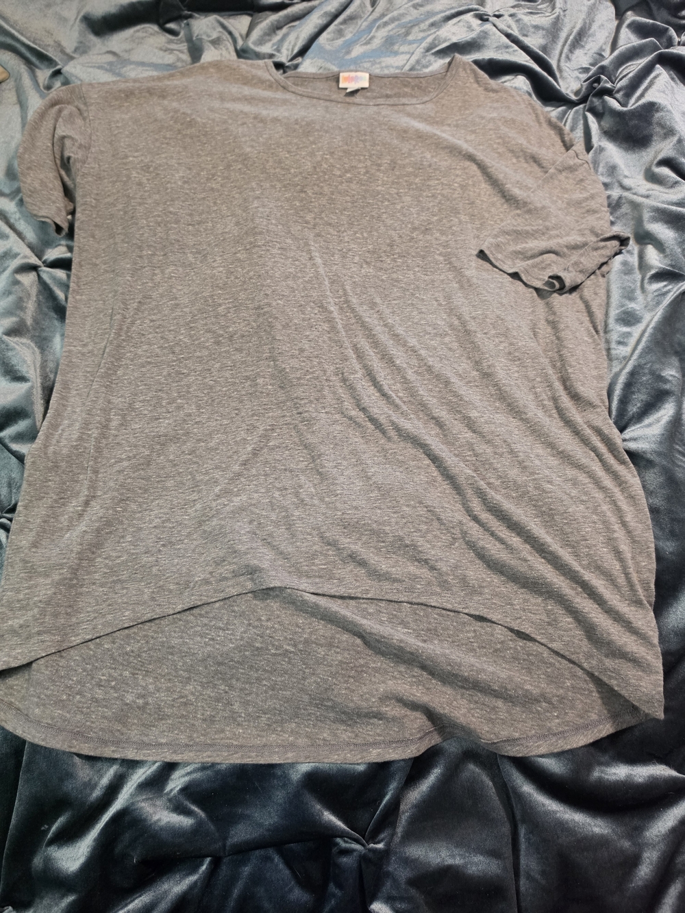LuLaRoe Heather Gray Short Sleeve High-Low Tee